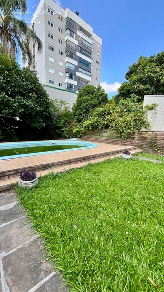 Sobrado 4D, com piscina no centro de Esteio.: 32ª foto da galeria de imagens do imóvel