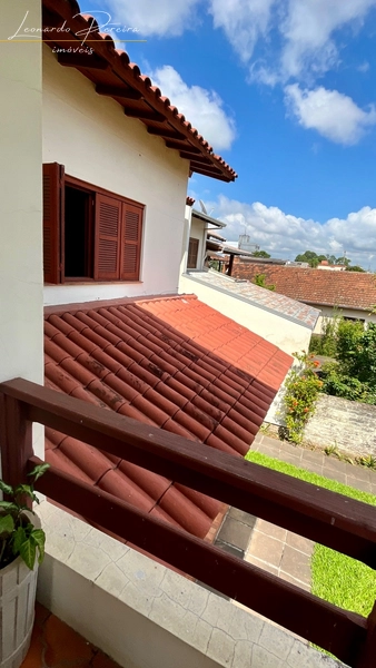 Sobrado 4D, com piscina no centro de Esteio.: 10ª foto da galeria de imagens do imóvel