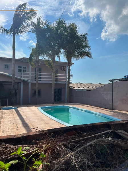 Casa com 2 dormitórios e piscina no Parque Amador em Esteio.: 2ª foto da galeria de imagens do imóvel