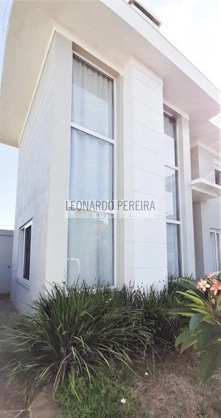 Lindo sobrado no bairro São José em Canoas.: 4ª foto da galeria de imagens do imóvel