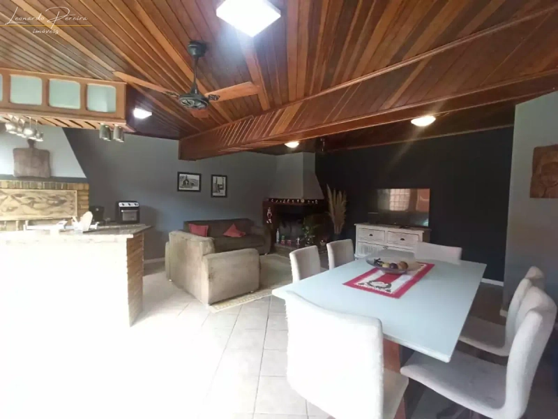 Excelente casa em Esteio com piscina e 3 dormitórios.: 5ª foto da galeria de imagens do imóvel