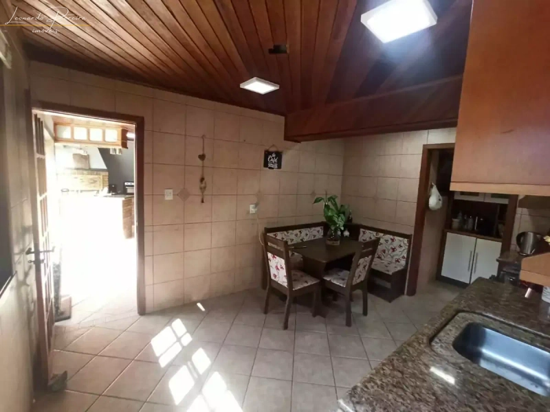 Excelente casa em Esteio com piscina e 3 dormitórios.: 8ª foto da galeria de imagens do imóvel