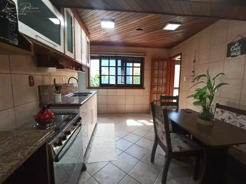 Excelente casa em Esteio com piscina e 3 dormitórios.: 9ª foto da galeria de imagens do imóvel