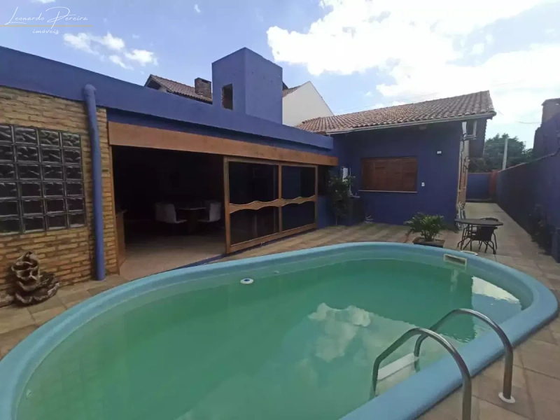 Excelente casa em Esteio com piscina e 3 dormitórios.: 4ª foto da galeria de imagens do imóvel