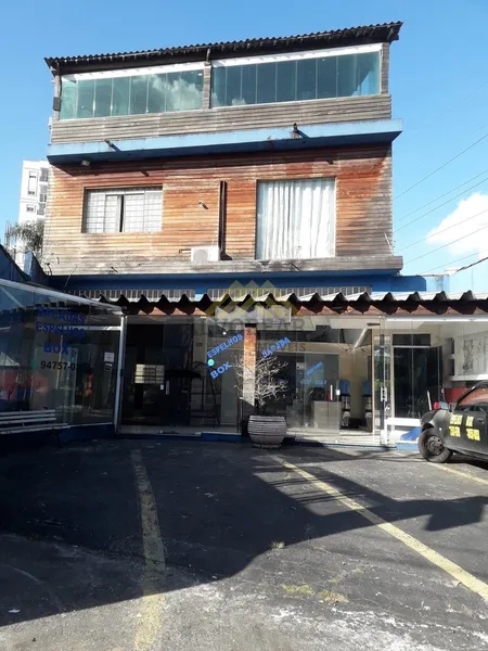 Loja-Salão, 600 m² - Foto 1