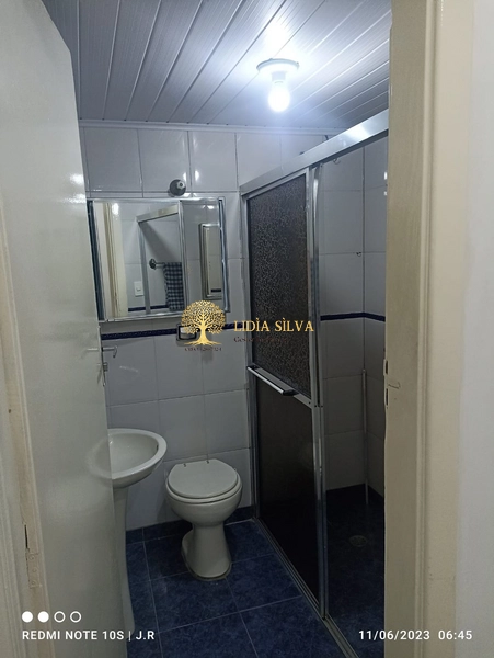 Duas Casas no Mesmo Terreno? Ideal para Morar ou Investir!: 15ª foto da galeria de imagens do imóvel