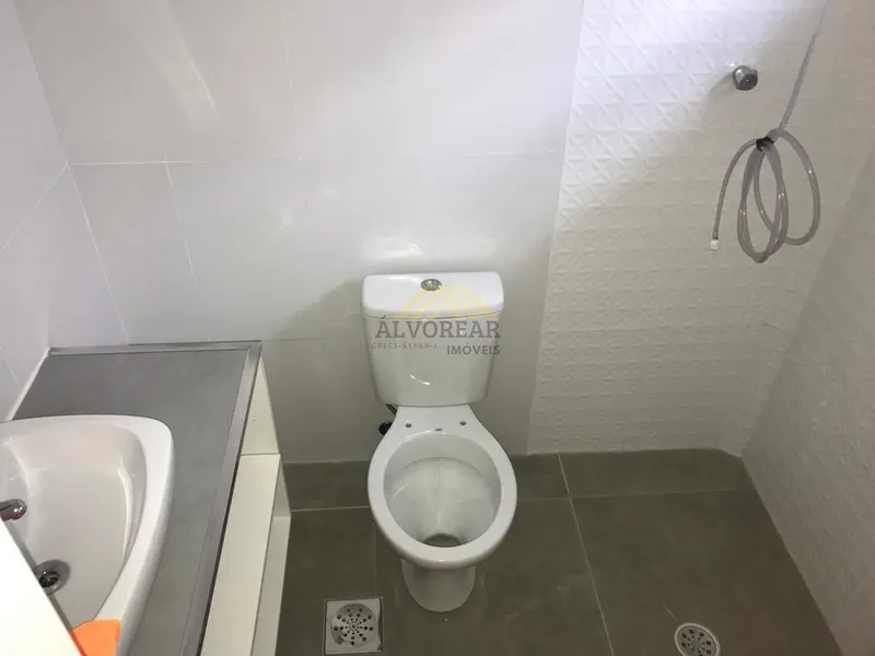 Sobrado Espaçoso à Venda na Vila Gumercindo: 15ª foto da galeria de imagens do imóvel