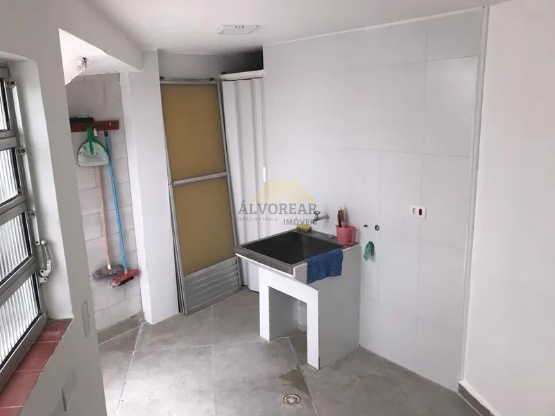 Sobrado Espaçoso à Venda na Vila Gumercindo: 24ª foto da galeria de imagens do imóvel