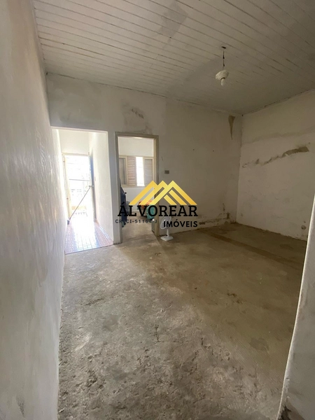 🏡 Casa à Venda – Excelente Oportunidade para Reforma: 6ª foto da galeria de imagens do imóvel