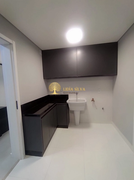 Sobrado em condominio com vista de frente pra a pedra grande: 15ª foto da galeria de imagens do imóvel