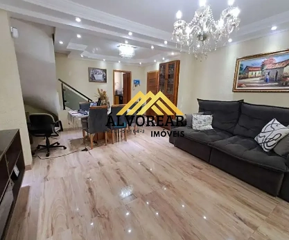 Lindo e Reformado Sobrado á Venda á 700 mt do metro Praça da Árvore: 3ª foto da galeria de imagens do imóvel