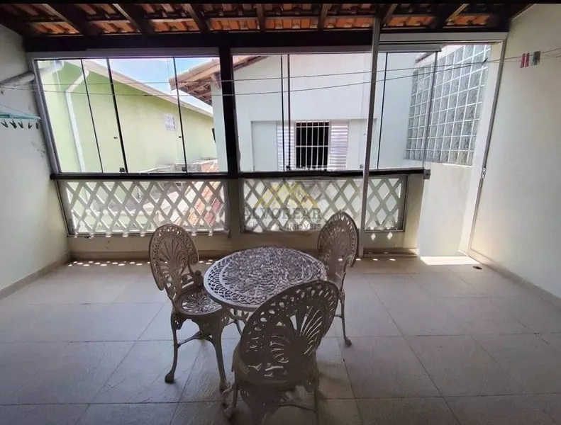 Lindo Sobrado com Edícula –  2 Suítes e 2 Vagas : 18ª foto da galeria de imagens do imóvel