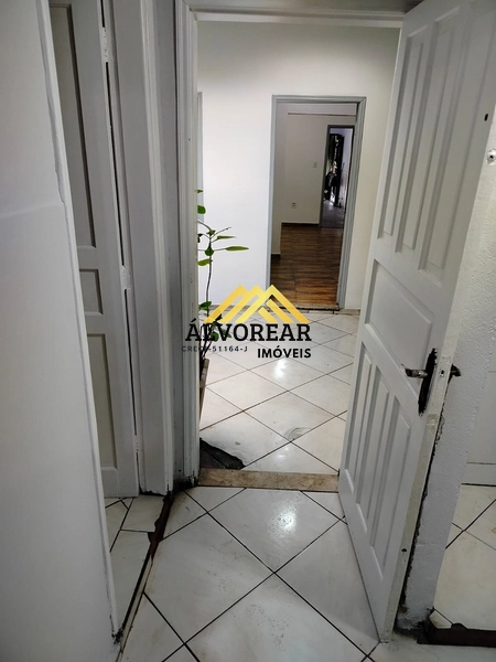 OPORTUNIDADE IMPERDIVEL, Sobrado à Venda com 03 Dormitórios: 4ª foto da galeria de imagens do imóvel