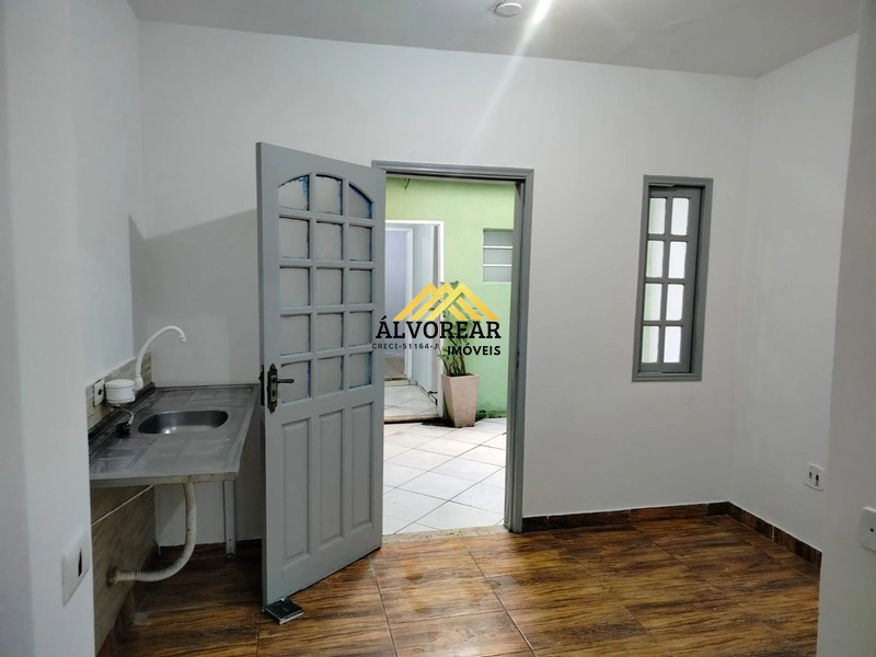 OPORTUNIDADE IMPERDIVEL, Sobrado à Venda com 03 Dormitórios: 5ª foto da galeria de imagens do imóvel