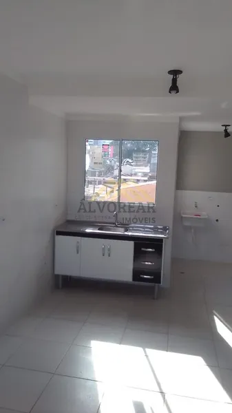 Apartamento de 02 Dormitorios á 600 metros da Estação: 3ª foto da galeria de imagens do imóvel