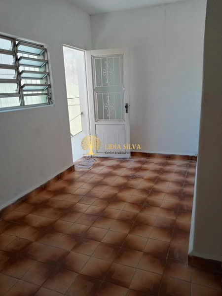 Seja bem-vindo ao seu futuro lar! Esta casa térrea com especificações: 2ª foto da galeria de imagens do imóvel