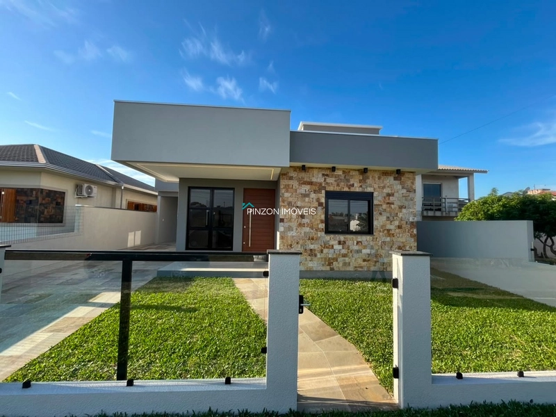 CASA NOVA A 400m DO MAR.: 2ª foto da galeria de imagens do imóvel