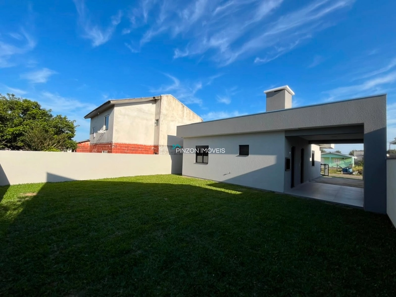 CASA NOVA A 400m DO MAR.: 5ª foto da galeria de imagens do imóvel