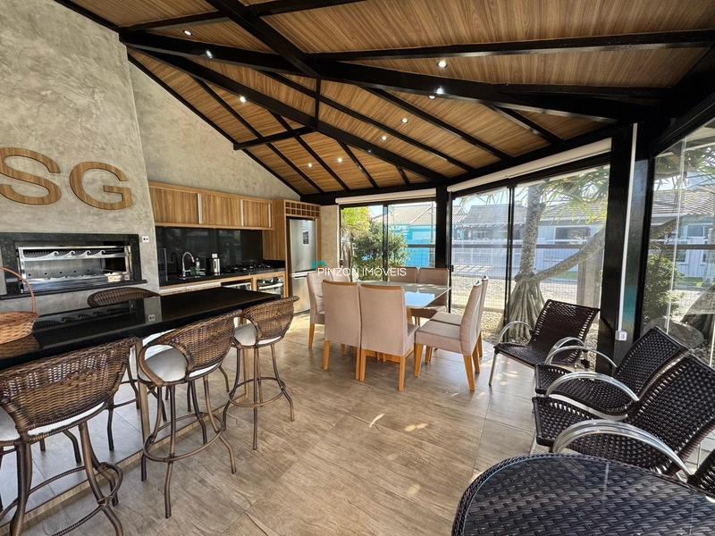 CASA COM DOIS TERRENOS A 150M DA PRAIA: 12ª foto da galeria de imagens do imóvel