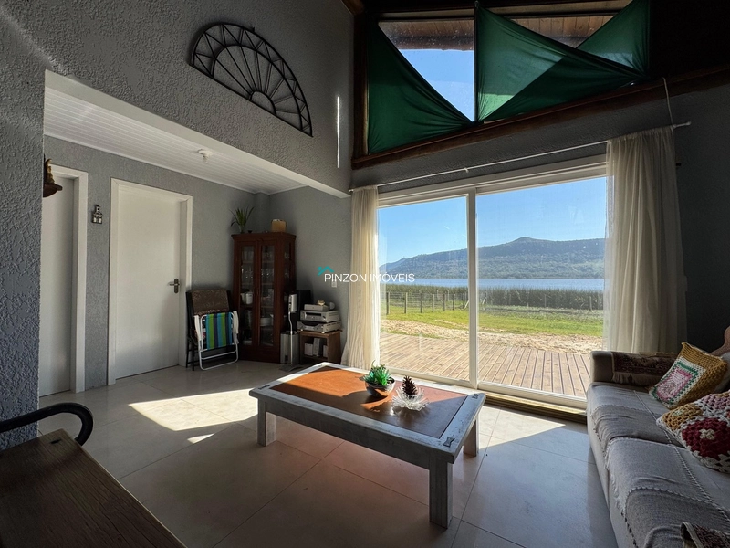 CASA NA BEIRA DA LAGOA: 19ª foto da galeria de imagens do imóvel