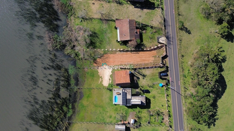 CASA NA BEIRA DA LAGOA: 36ª foto da galeria de imagens do imóvel