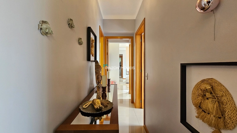 APARTAMENTO MOBILIADO COM SUÍTE NO CENTRO DE ARROIO DO SAL!: 2ª foto da galeria de imagens do imóvel