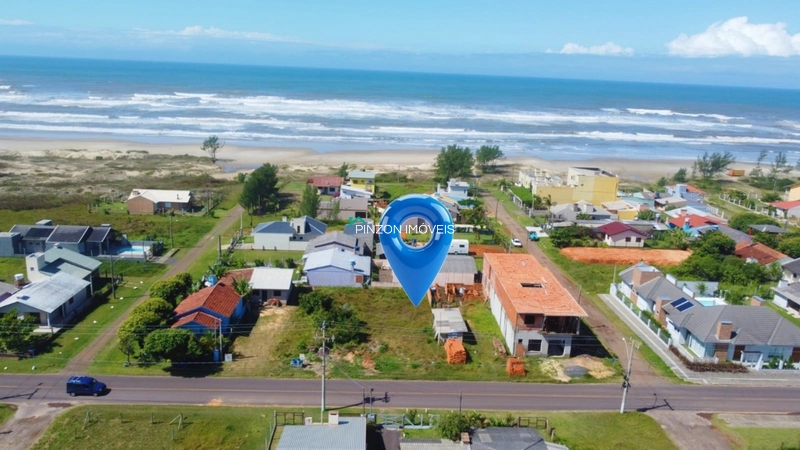 Terreno na primeira quadra do mar, em Arroio do Sal: 3ª foto da galeria de imagens do imóvel
