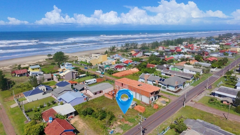Terreno na primeira quadra do mar, em Arroio do Sal: 1ª foto da galeria de imagens do imóvel