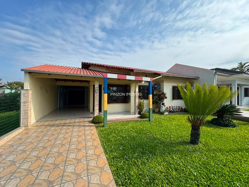EXCLUSIVIDADE PINZON | IMÓVEL A 200 METROS DA PRAIA – ORIENTAÇÃO CARDEAL LESTE: 1ª foto da galeria de imagens do imóvel