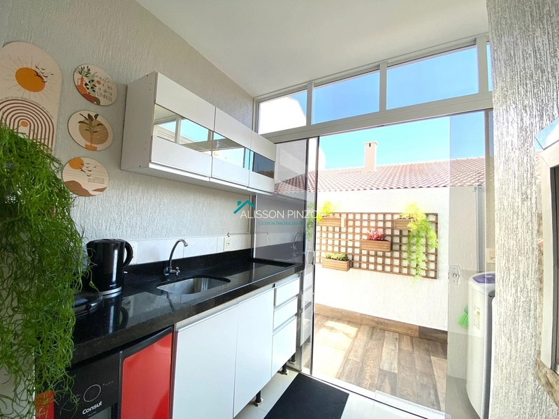APARTAMENTO NA BEIRA MAR DE ATLÂNTIDA SUL: 2ª foto da galeria de imagens do imóvel