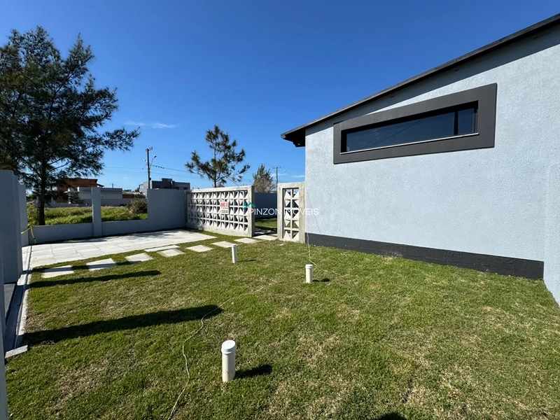 CASA À VENDA EM ATLÂNTIDA SUL : 6ª foto da galeria de imagens do imóvel