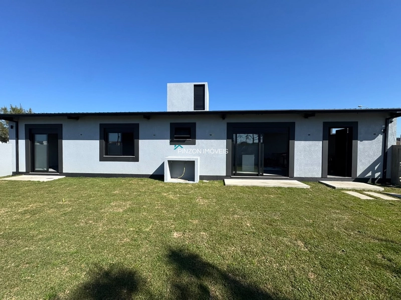 CASA À VENDA EM ATLÂNTIDA SUL : 3ª foto da galeria de imagens do imóvel