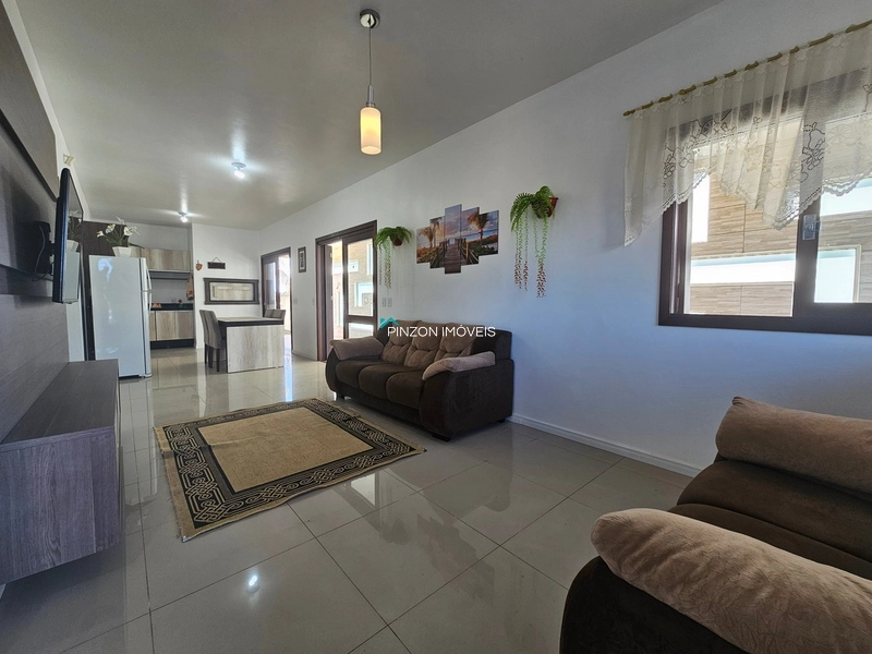 CASA MOBILIADA COM SUÍTE NA PRAIA PARAÍSO - TORRES!: 9ª foto da galeria de imagens do imóvel
