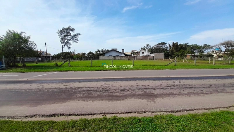UMA OPORTUNIDADE RARA NA INTERPRAIAS NORTE — E COM O MAR A MENOS DE 2 MINUTOS!: 3ª foto da galeria de imagens do imóvel