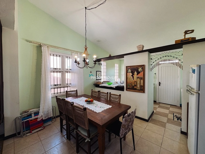 CASA COM VISTA PARA O MAR E AMPLO TERRENO EM XANGRI-LÁ: 16ª foto da galeria de imagens do imóvel