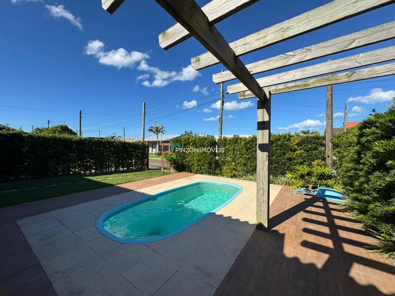 CASA COM PISCINA.: 20ª foto da galeria de imagens do imóvel