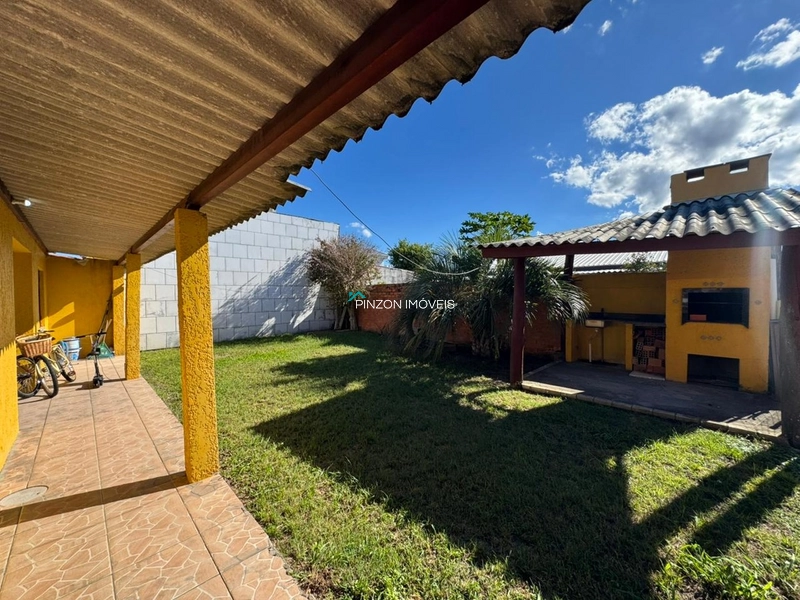 CASA COM PISCINA.: 8ª foto da galeria de imagens do imóvel