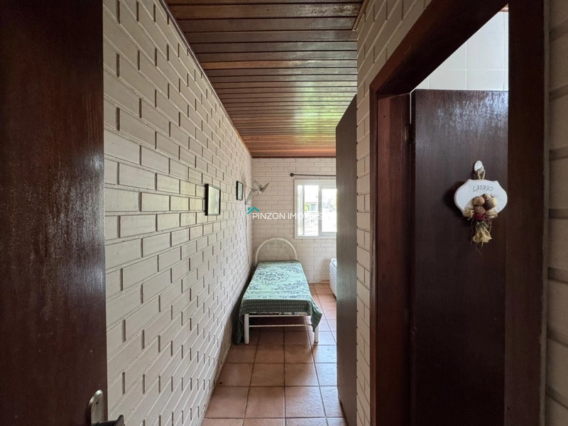 CASA A 50M DA PRAIA EM ATLÂNTIDA SUL: 15ª foto da galeria de imagens do imóvel