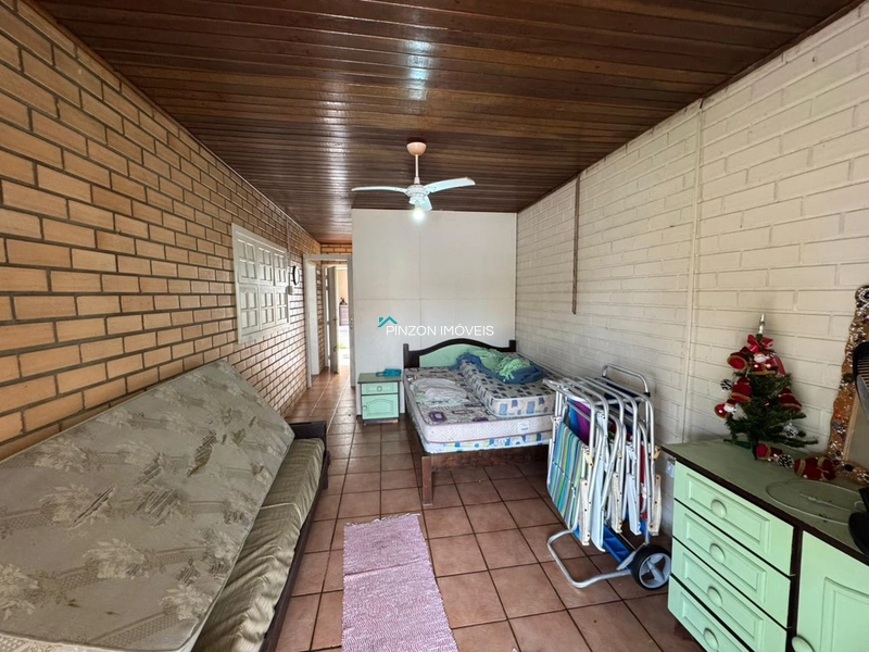 CASA A 50M DA PRAIA EM ATLÂNTIDA SUL: 16ª foto da galeria de imagens do imóvel