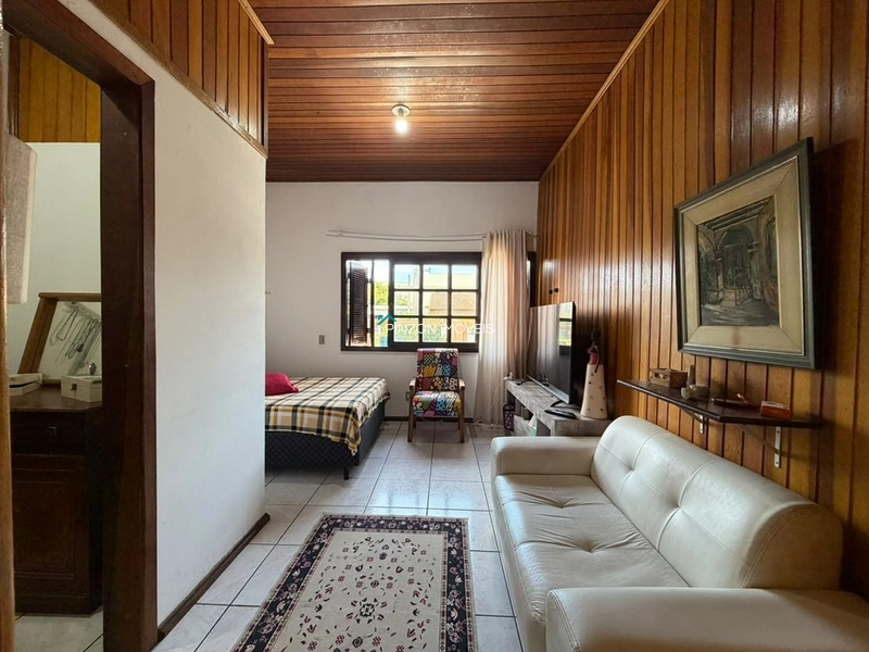CASA EM AVENIDA PRÓXIMA AO CENTRINHO: 12ª foto da galeria de imagens do imóvel