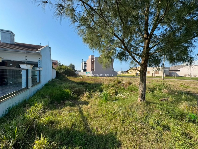 TERRENO A 250 METROS DA PRAIA EM ÓTIMA LOCALIZAÇÃO – ORIENTAÇÃO OESTE: 3ª foto da galeria de imagens do imóvel