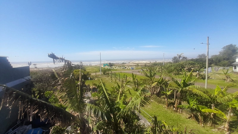SOBRADO GEMINADO BEIRA-MAR COM VISTA PARA O MAR EM ARROIO DO SAL: 2ª foto da galeria de imagens do imóvel