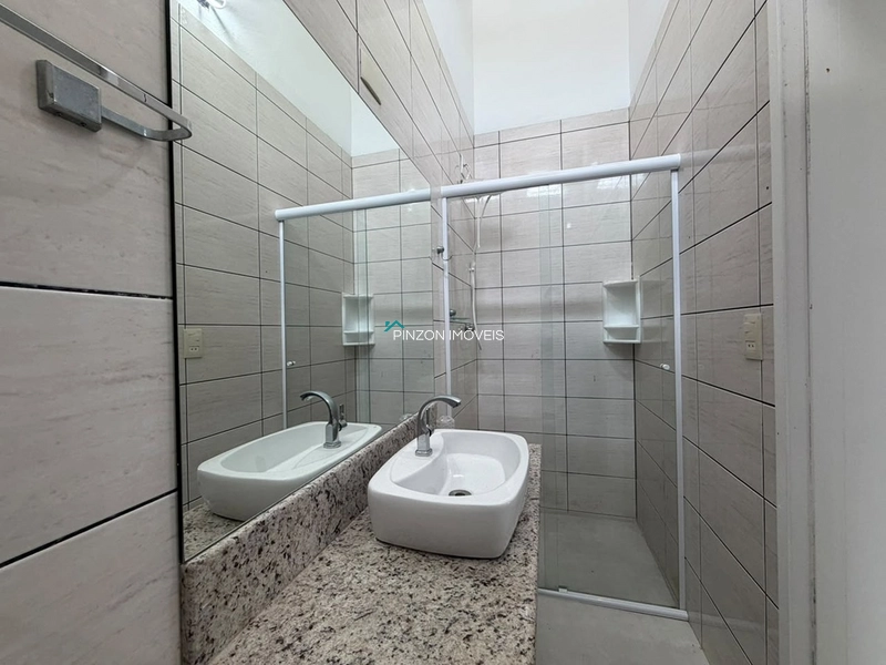 CASA EM LAJE A 200 METROS DO MAR: 20ª foto da galeria de imagens do imóvel