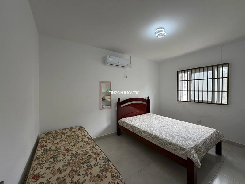 CASA EM LAJE A 200 METROS DO MAR: 23ª foto da galeria de imagens do imóvel