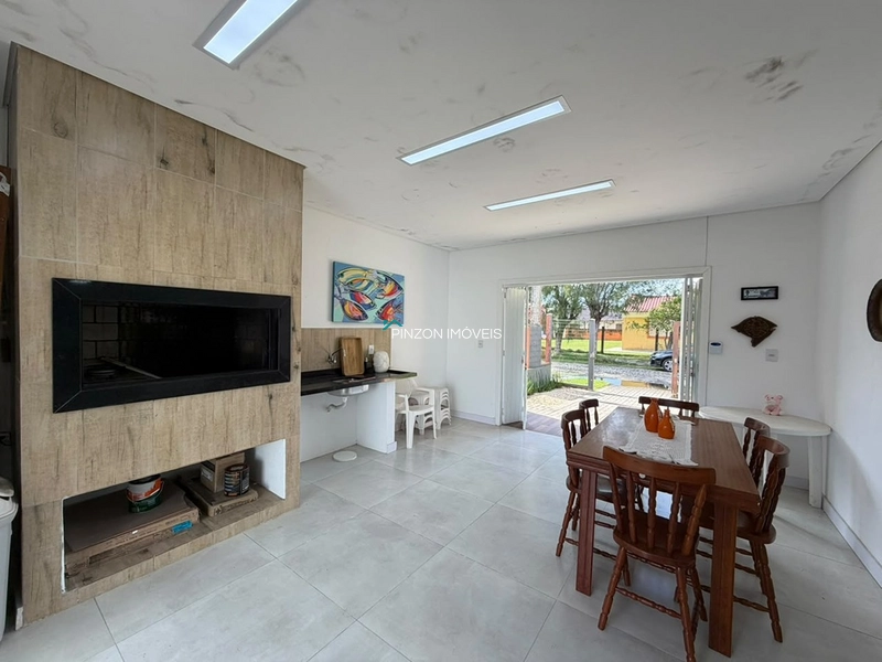 CASA EM LAJE A 200 METROS DO MAR: 6ª foto da galeria de imagens do imóvel