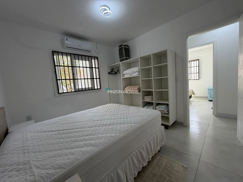 CASA EM LAJE A 200 METROS DO MAR: 18ª foto da galeria de imagens do imóvel