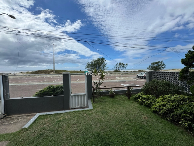 CASA NA BEIRA MAR EM ATLÂNTIDA SUL.: 6ª foto da galeria de imagens do imóvel