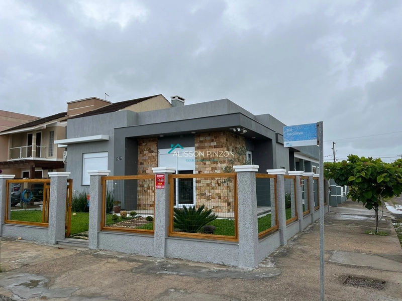 Casa a 450m da praia.: 3ª foto da galeria de imagens do imóvel