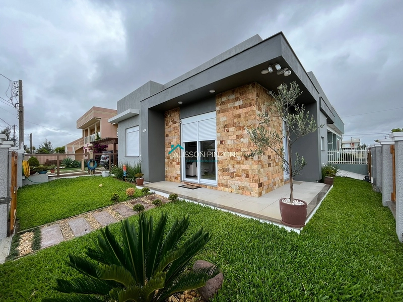 Casa a 450m da praia.: 1ª foto da galeria de imagens do imóvel