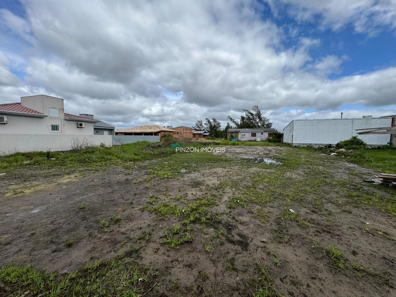 TERRENO À VENDA EM ATLÂNTIDA SUL: 3ª foto da galeria de imagens do imóvel